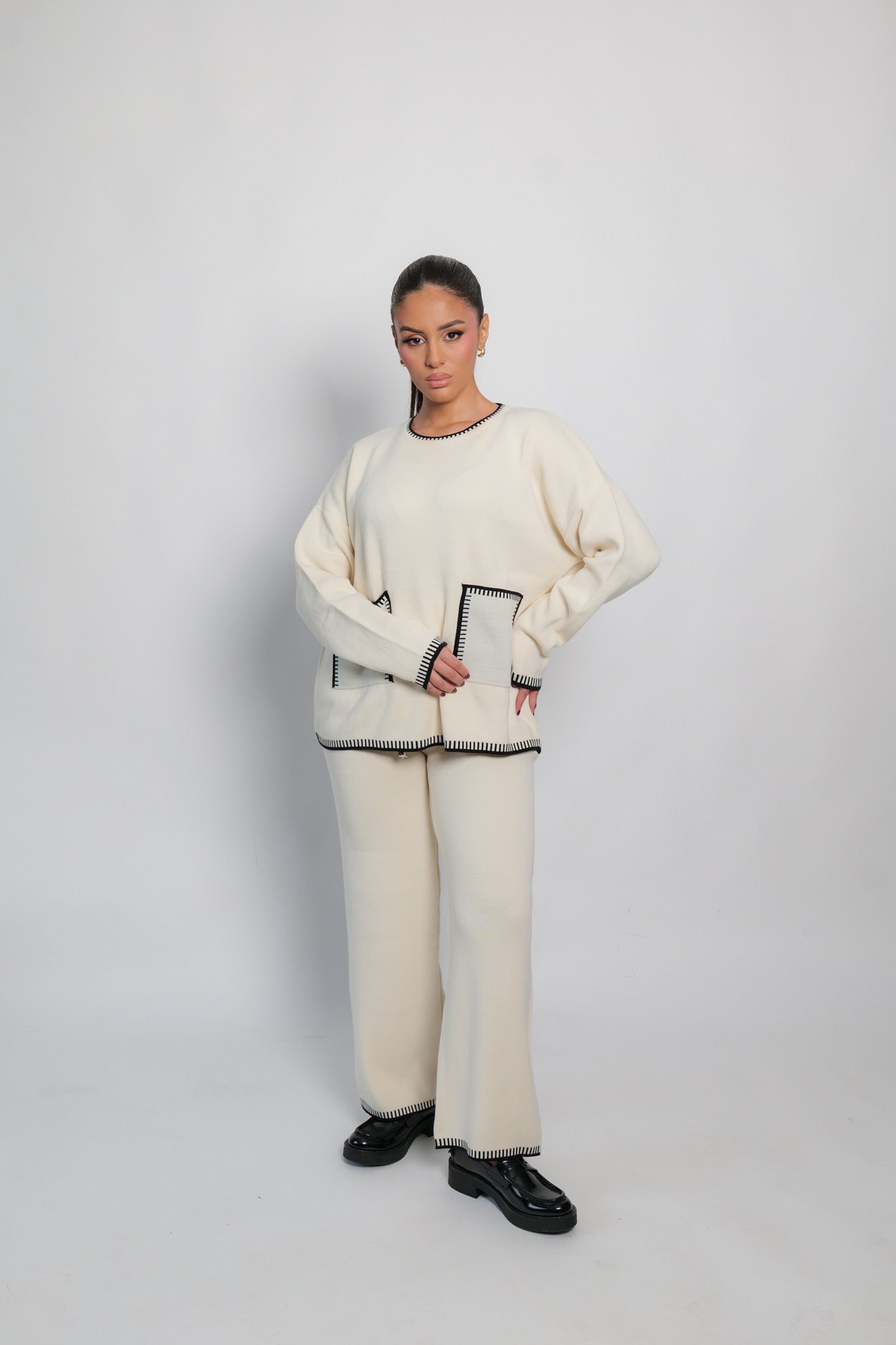 Ensemble Tricot Avec Poches