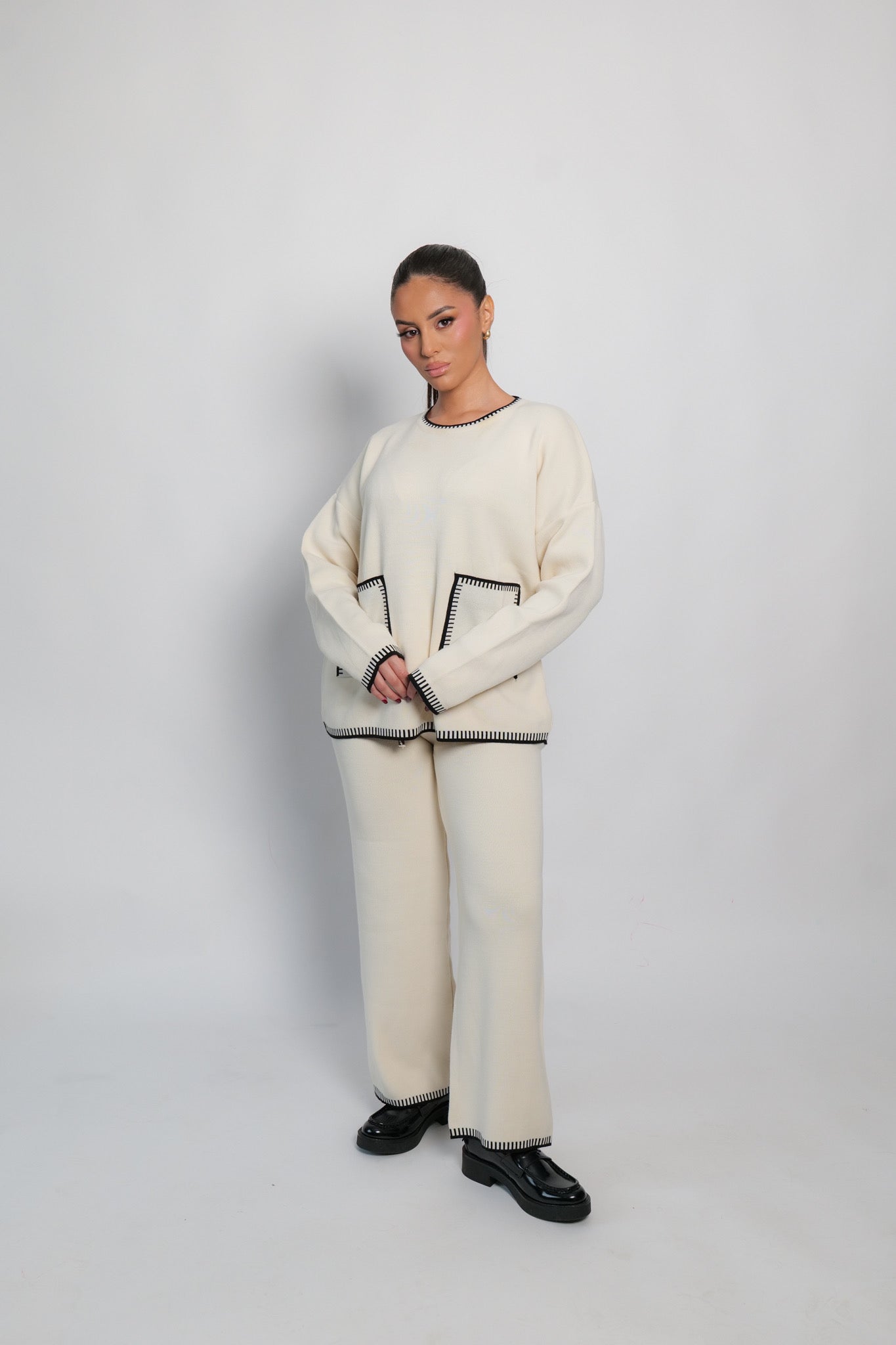 Ensemble Tricot Avec Poches