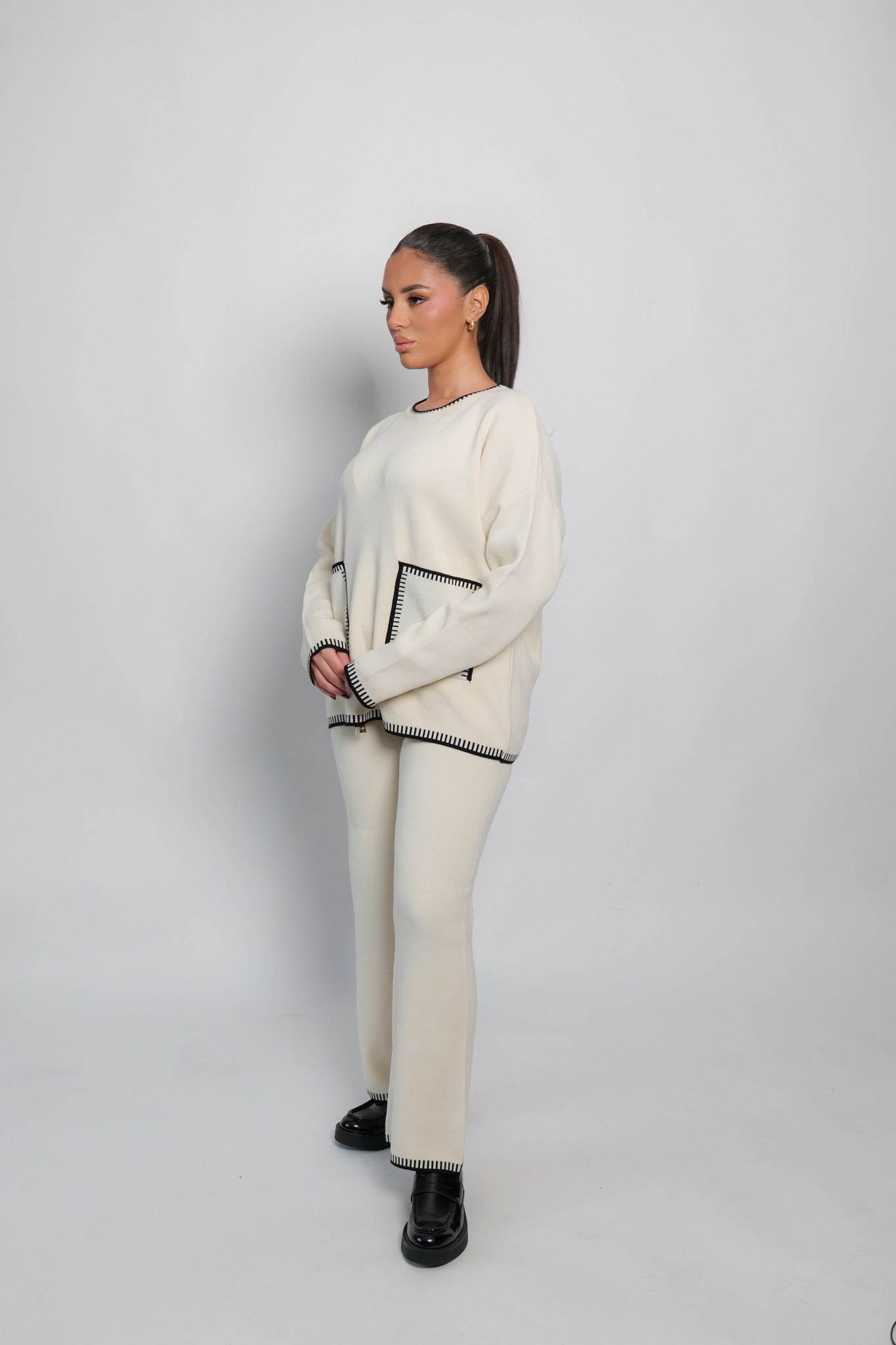 Ensemble Tricot Avec Poches