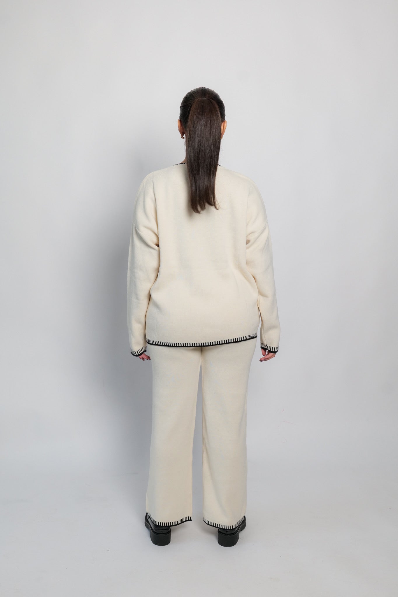 Ensemble Tricot Avec Poches