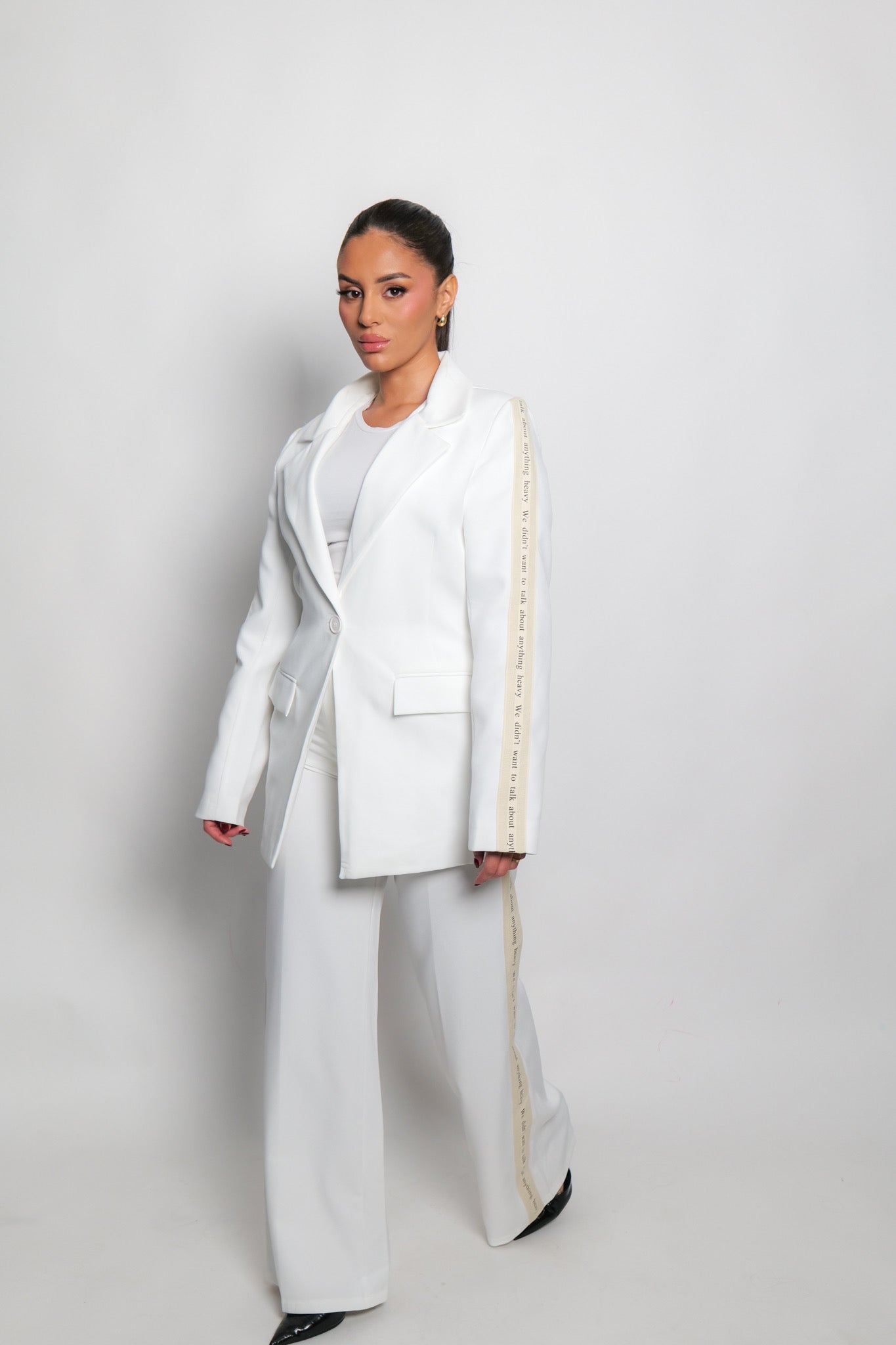 Costume Veste Rayé Texte Blanc